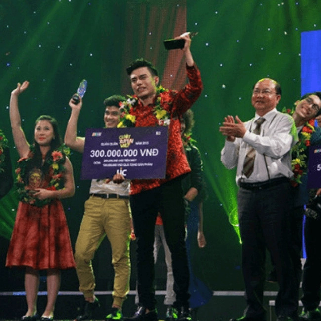 Hữu Tín bị đề nghị truy tố 7-15 năm tù, các quán quân "Cười xuyên Việt" có cuộc sống khác hẳn - 3