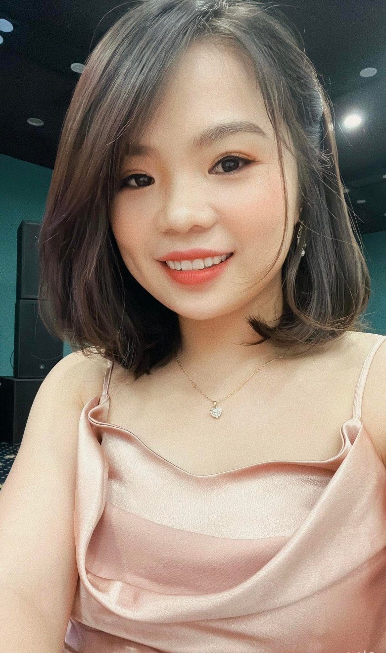 9X Hà Nội từ bỏ công việc văn phòng về làm bánh đẹp như tranh, ai nhìn cũng đắm đuối - 1