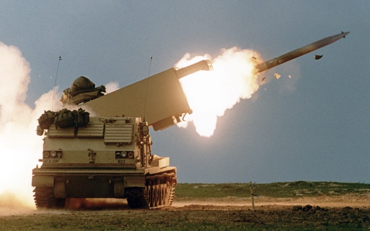 Mức giá đạn tên lửa HIMARS "đắt không tưởng" được Mỹ bán cho đồng minh - 2