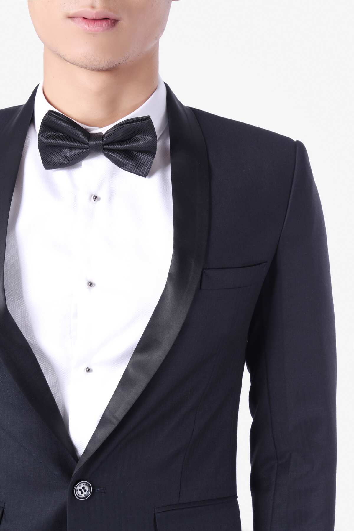 5 quy tắc khi phối trang phục với nơ đen các chàng nên biết - 5