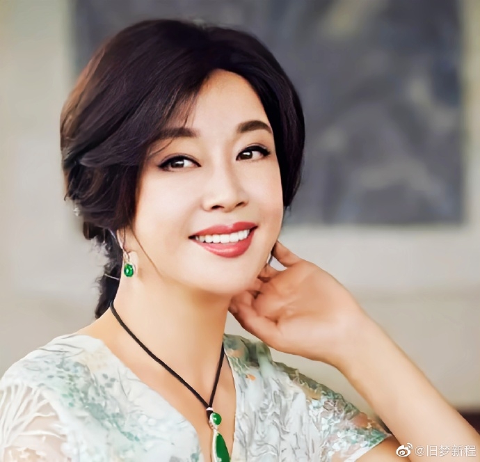 Cuộc sống trong tù của sao Hoa ngữ: Người được tiêu tiền, kẻ u ất vì trầm cảm - 7