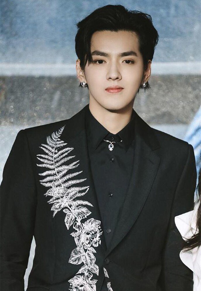 Cuộc sống trong tù của sao Hoa ngữ: Người được tiêu tiền, kẻ u ất vì trầm cảm - 4