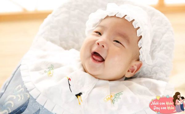 4 nét tướng báo hiệu đứa trẻ tương lai có số giàu sang, phú quý - 4