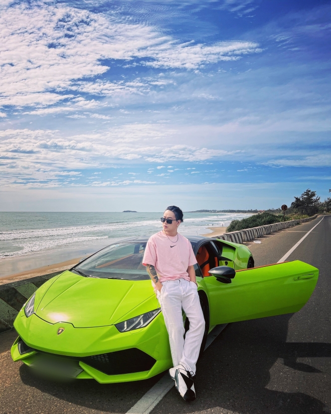 TiTi kiếm bộn tiền từ nghề tay trái không kém cạnh loạt sao hạng A - 1