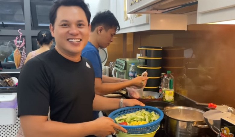 Chồng Hồ Bích Trâm nửa đêm gửi thực đơn cho anh trai vợ nấu, hôm sau xảy ra sự cố "dở khóc dở cười" - 3