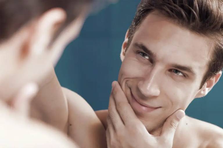 Hội chứng trai đẹp "nghiện" yêu bản thân quá mức? - 1