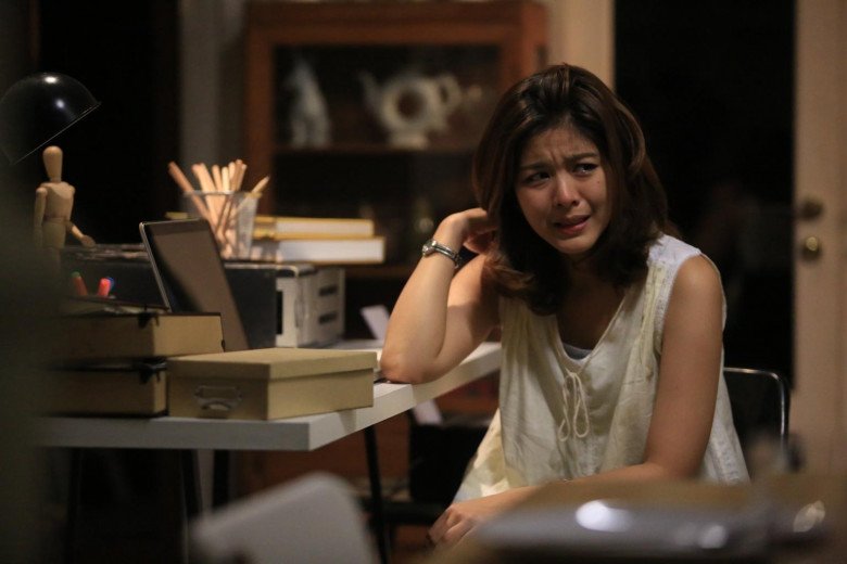 Có bầu mẹ chồng qua chăm, nửa đêm nghe tiếng cười trong nhà bếp tôi giận run người - 2