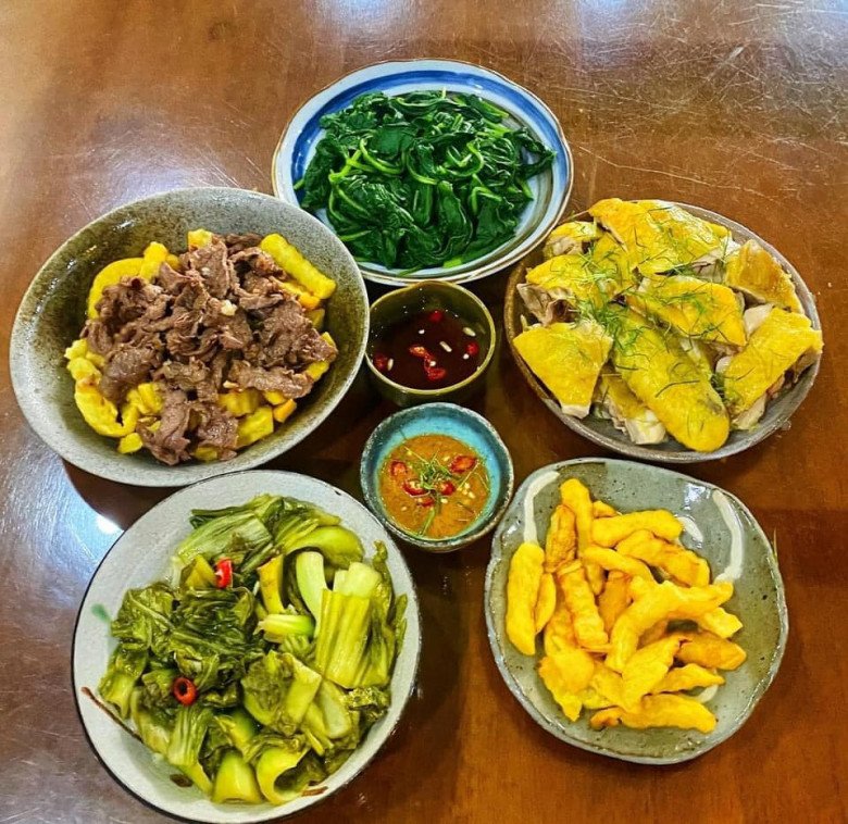 Mẹ 3 con Thái Nguyên khoe cơm gia đình toàn 4-5 món chỉ nấu trong 40 phút, nhìn mà thèm - 2