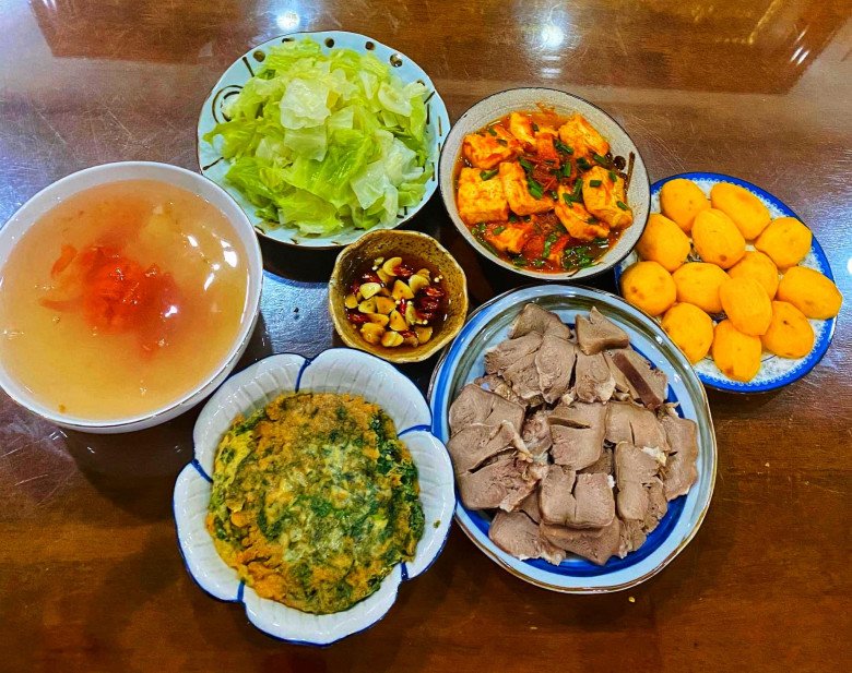 Mẹ 3 con Thái Nguyên khoe cơm gia đình toàn 4-5 món chỉ nấu trong 40 phút, nhìn mà thèm - 21