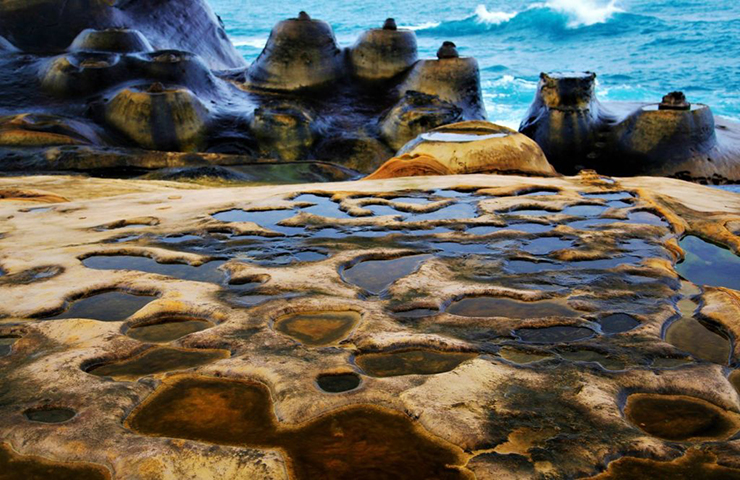Những tảng đá có hình dáng kỳ lạ, du khách ngỡ như lạc vào hành tinh khác - 8