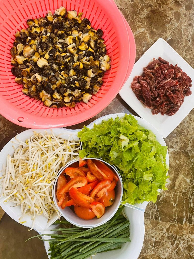 Hải Băng thèm bún quê mình liền được chồng chiều ngay, thành quả của chàng rể và mẹ vợ ngon chẳng kém nhau - 11