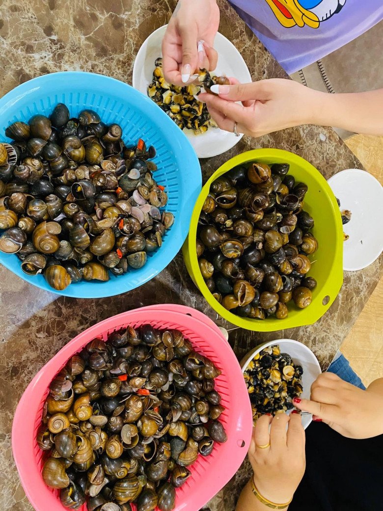 Hải Băng thèm bún quê mình liền được chồng chiều ngay, thành quả của chàng rể và mẹ vợ ngon chẳng kém nhau - 10