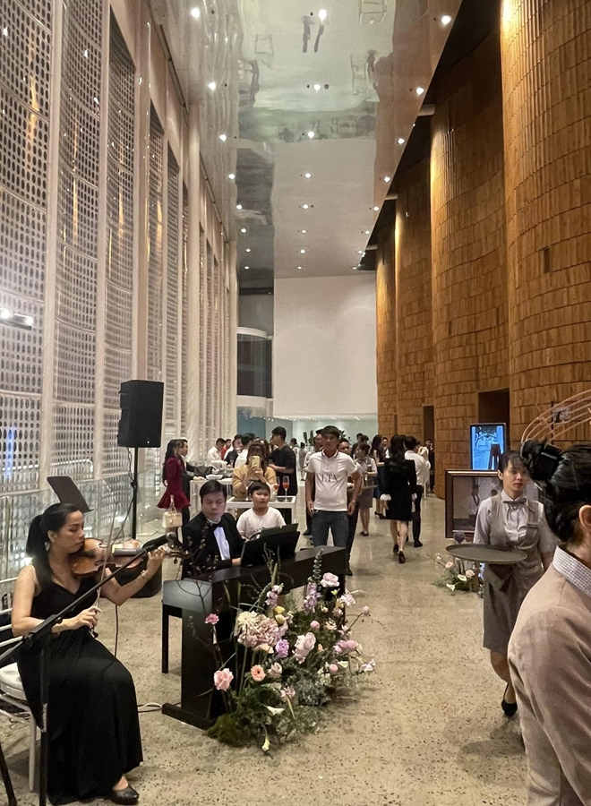 Ảnh hiếm trong hôn lễ của &#34;Thánh nữ bolero&#34; Jang Mi và chồng doanh nhân - 3