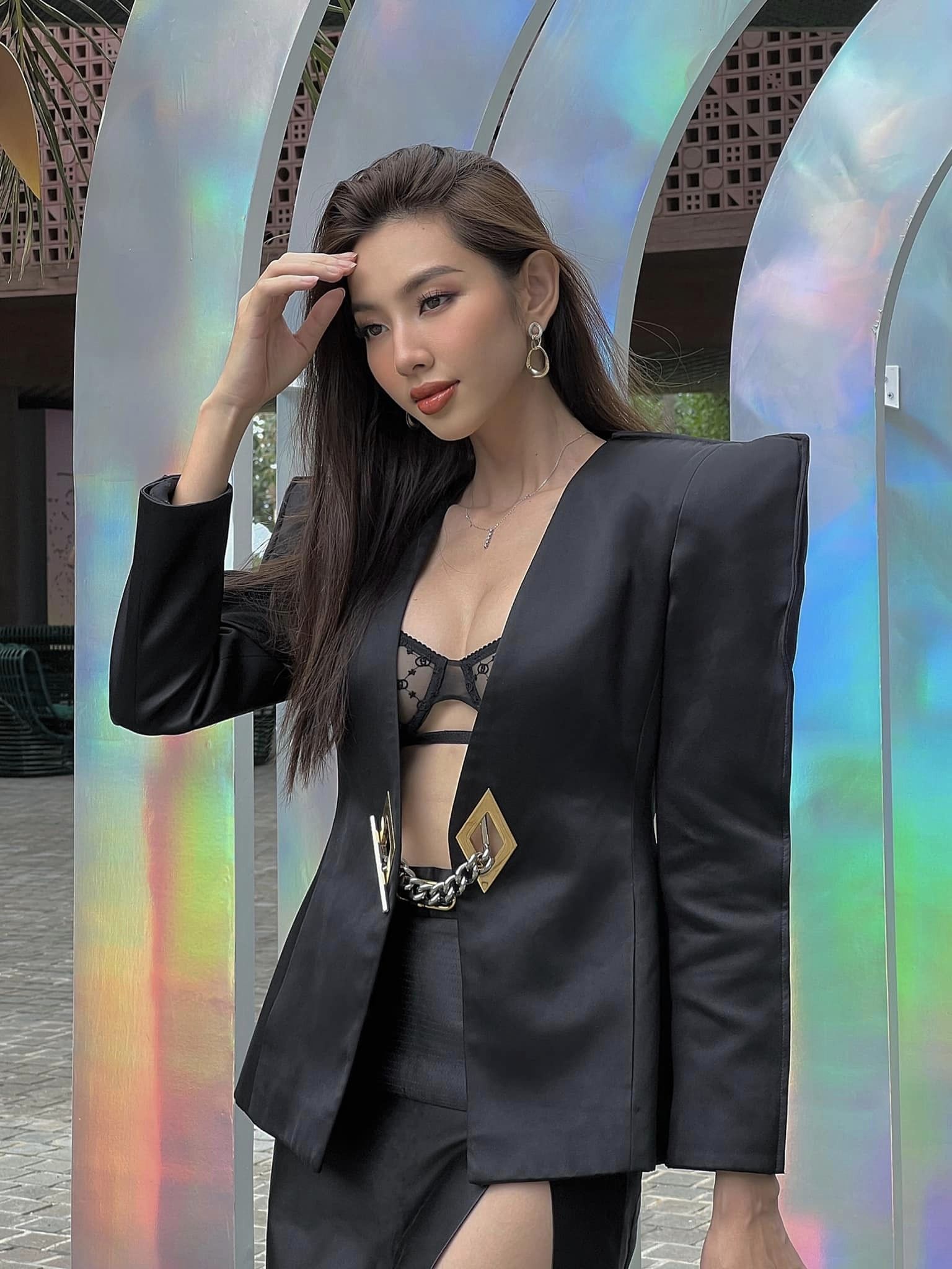 Thùy Tiên chính thức nói rõ mối quan hệ với Quang Linh Vlogs - 1