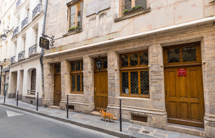 Du khách kinh ngạc trước những địa điểm thú vị nhất ở Paris - 4