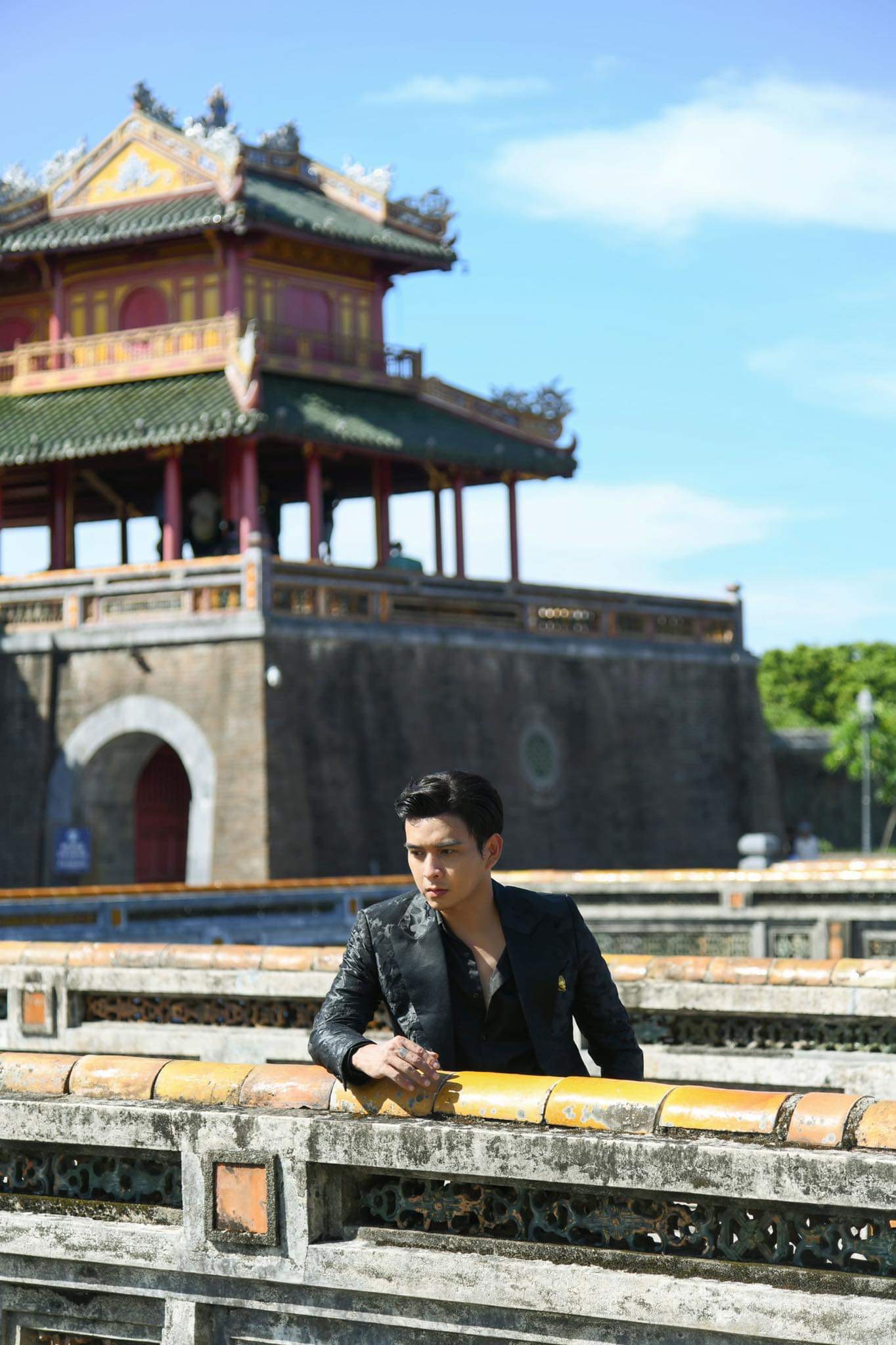 Hồ Quang Hiếu chi 300 triệu nghỉ dưỡng cùng mỹ nhân kém 14 tuổi - 3