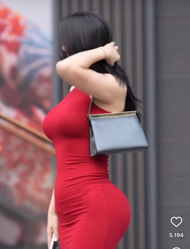 Vì sao những mỹ nữ trên đường phố siêu đẹp, nuột nà này vẫn bị xì xào, bàn tán? - 5