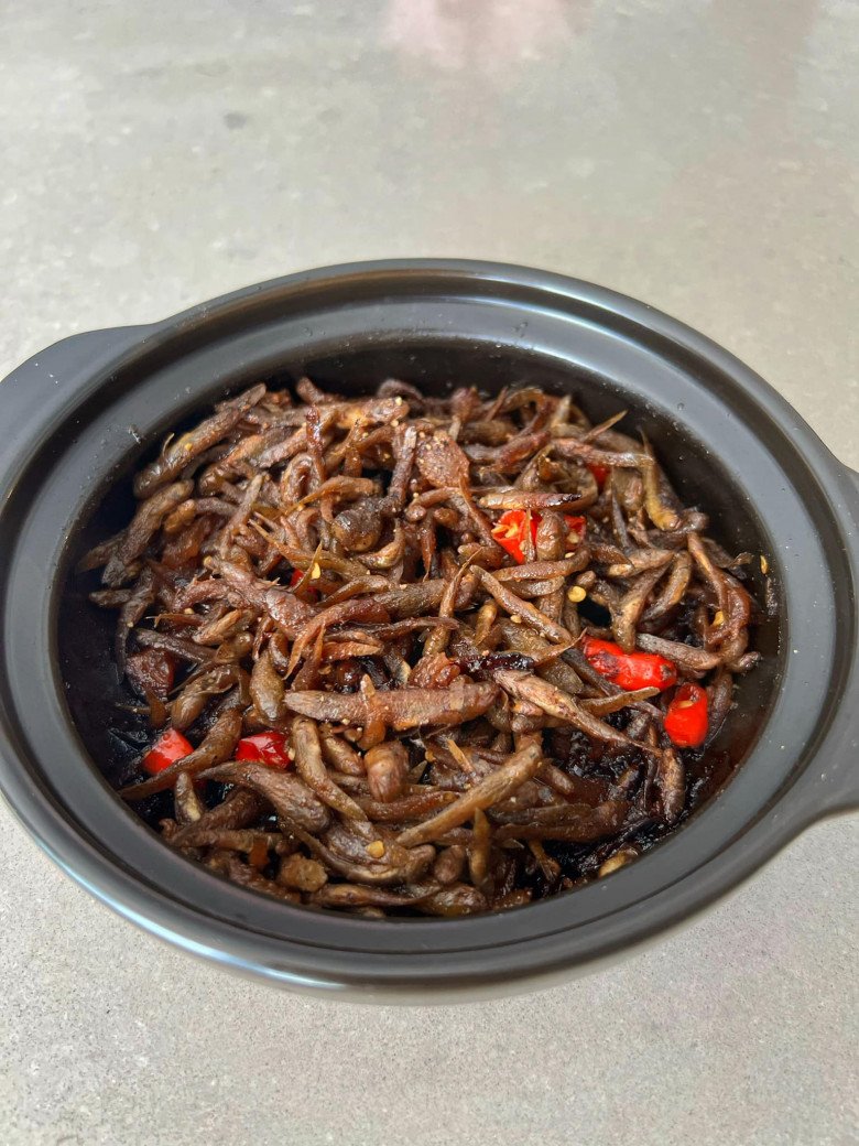 Siêu mẫu Hà Anh nấu cho chồng Tây và ái nữ bữa sáng thơm ngào ngạt, dân mạng khen "đã xinh còn khéo" - 15