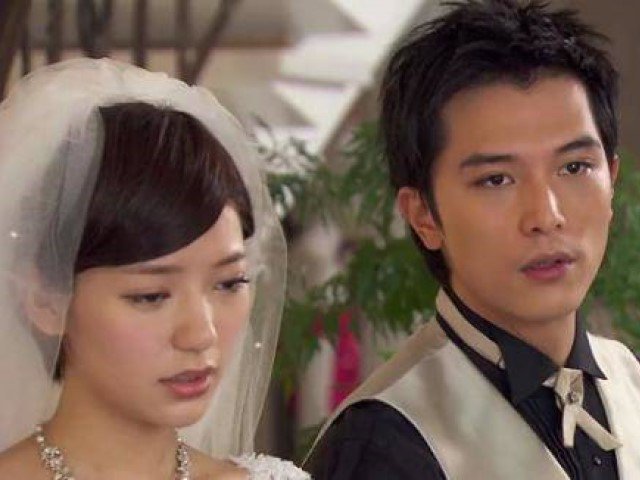 Ngày em trai tôi tái hôn, mẹ vợ cũ bỗng đến trao món quà khiến cả nhà không cầm được nước mắt  - 2