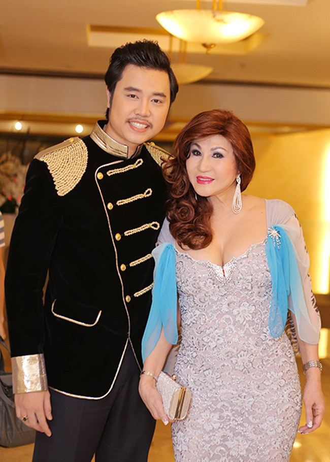 Chia tay tỷ phú hơn 32 tuổi, Vũ Hoàng Việt có bạn gái nóng bỏng còn Đan Trường ra sao hậu ly hôn? - 1