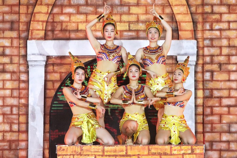 Tuần lễ Đại đoàn kết các dân tộc - Di sản Văn hóa Việt Nam 2022: Lan tỏa tình yêu thương văn hóa dân tộc - 6