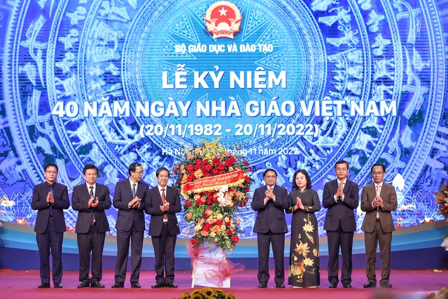 Lễ kỷ niệm 40 năm Ngày Nhà giáo Việt Nam: Tôn vinh nghề cao quý nhất trong những nghề cao quý - 5