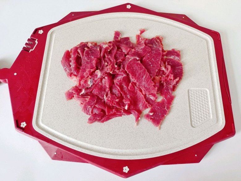 Không phải cần tây, thịt bò xào với loại rau hay ăn sống này hương vị đỉnh cao ai cũng đòi nấu tiếp - 3