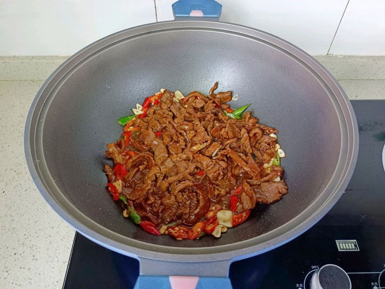 Không phải cần tây, thịt bò xào với loại rau hay ăn sống này hương vị đỉnh cao ai cũng đòi nấu tiếp - 7