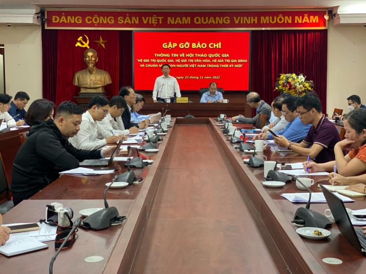 Tin Tức - Thu nhặt những "viên ngọc" để hoàn thiện 4 hệ giá trị của Việt Nam