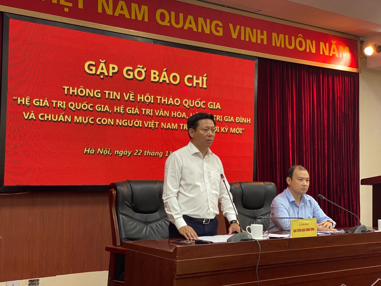 Thu nhặt những "viên ngọc" để hoàn thiện 4 hệ giá trị của Việt Nam - 4