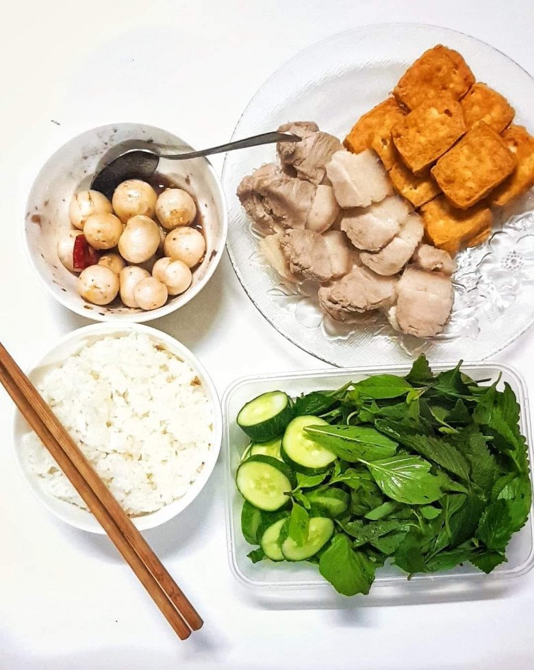 Chàng trai độc thân khoe cơm 1 mình, "không cần người yêu nấu ngon, chỉ cần người ăn món mình nấu" - 19