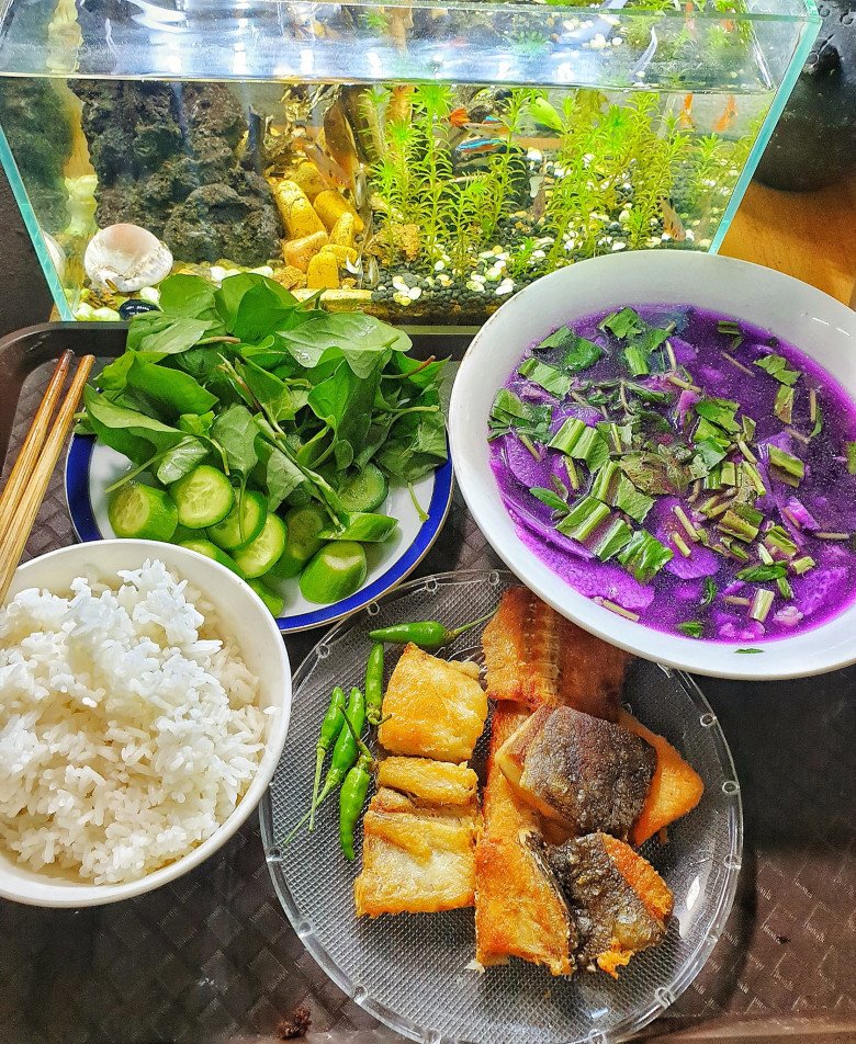 Chàng trai độc thân khoe cơm 1 mình, "không cần người yêu nấu ngon, chỉ cần người ăn món mình nấu" - 17