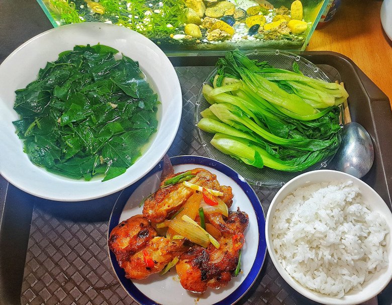 Chàng trai độc thân khoe cơm 1 mình, "không cần người yêu nấu ngon, chỉ cần người ăn món mình nấu" - 8