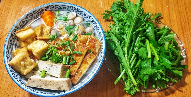 Chàng trai độc thân khoe cơm 1 mình, "không cần người yêu nấu ngon, chỉ cần người ăn món mình nấu" - 10