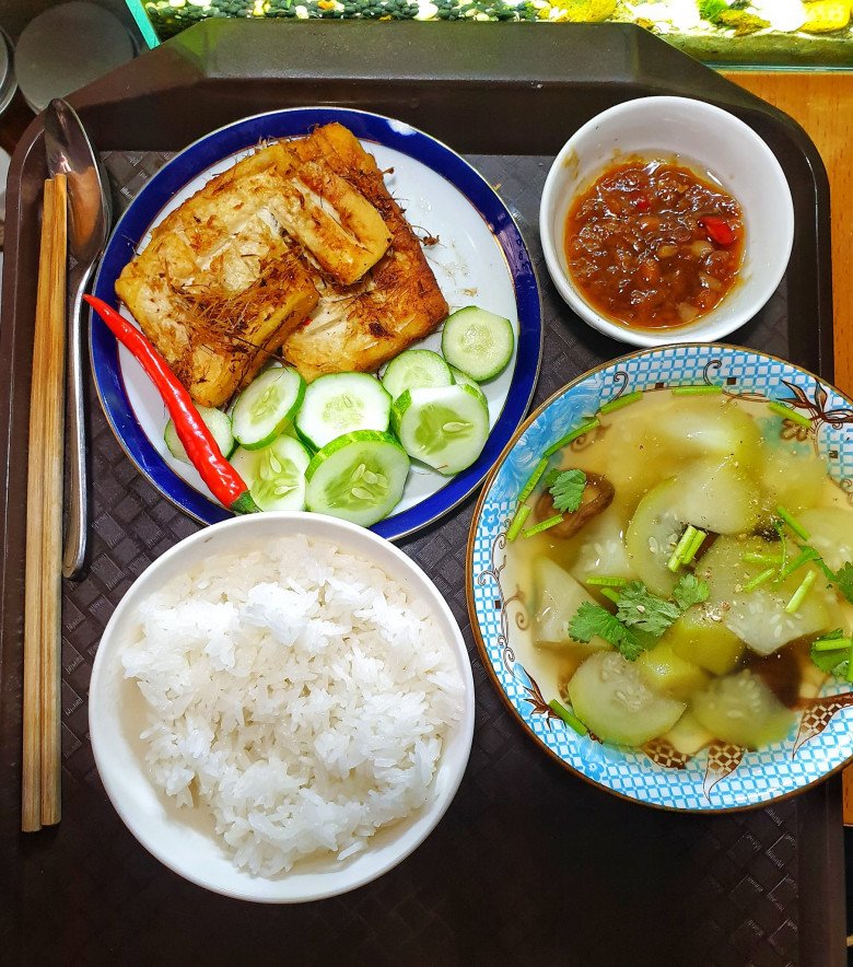 Chàng trai độc thân khoe cơm 1 mình, "không cần người yêu nấu ngon, chỉ cần người ăn món mình nấu" - 11