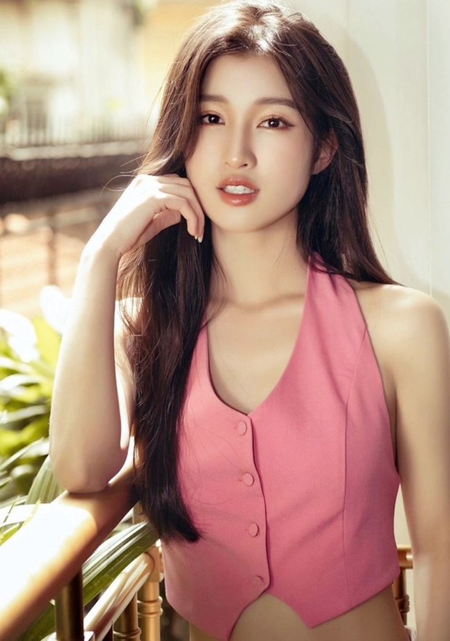 &#34;Thần tiên tỷ tỷ&#34; thế hệ mới là người đẹp 2k2 quê Thanh Hóa có vượt mặt hot girl xứ Lạng? - 12