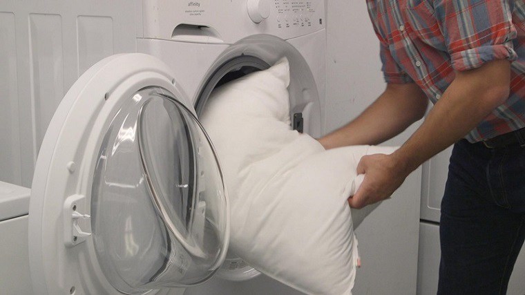 5 sai lầm khi dùng máy giặt, 90% người mắc phải ngay từ lỗi đầu tiên, bảo sao càng giặt quần áo càng bẩn - 4