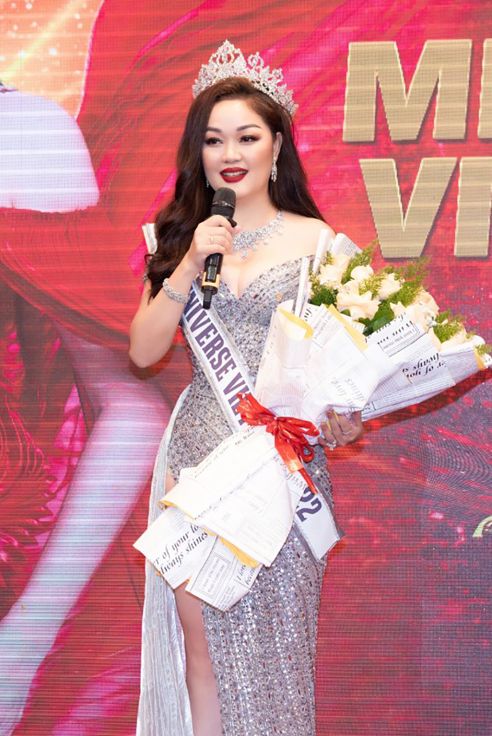 Diễn viên Kim Oanh “Về nhà đi con” được săn đón sau khi đăng quang Hoa hậu - 3