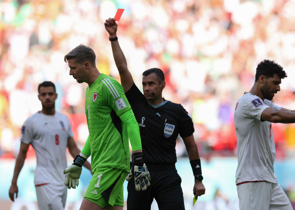 World Cup: Bị quan chức FIFA &#34;chê&#34; về văn hóa, HLV trưởng đội tuyển Iran đáp trả gắt - 2