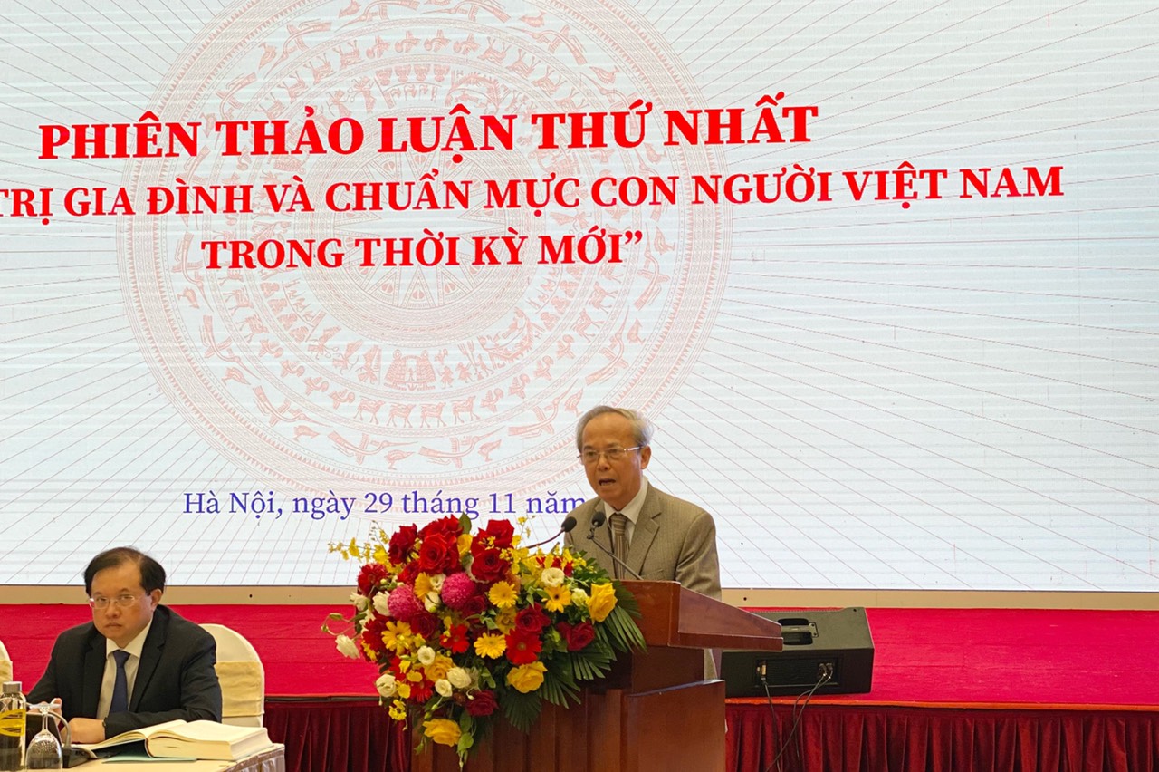 Xây dựng hệ giá trị gia đình và chuẩn mực con người Việt Nam: “Ngọc càng mài càng sáng, vàng càng luyện càng trong” - 4