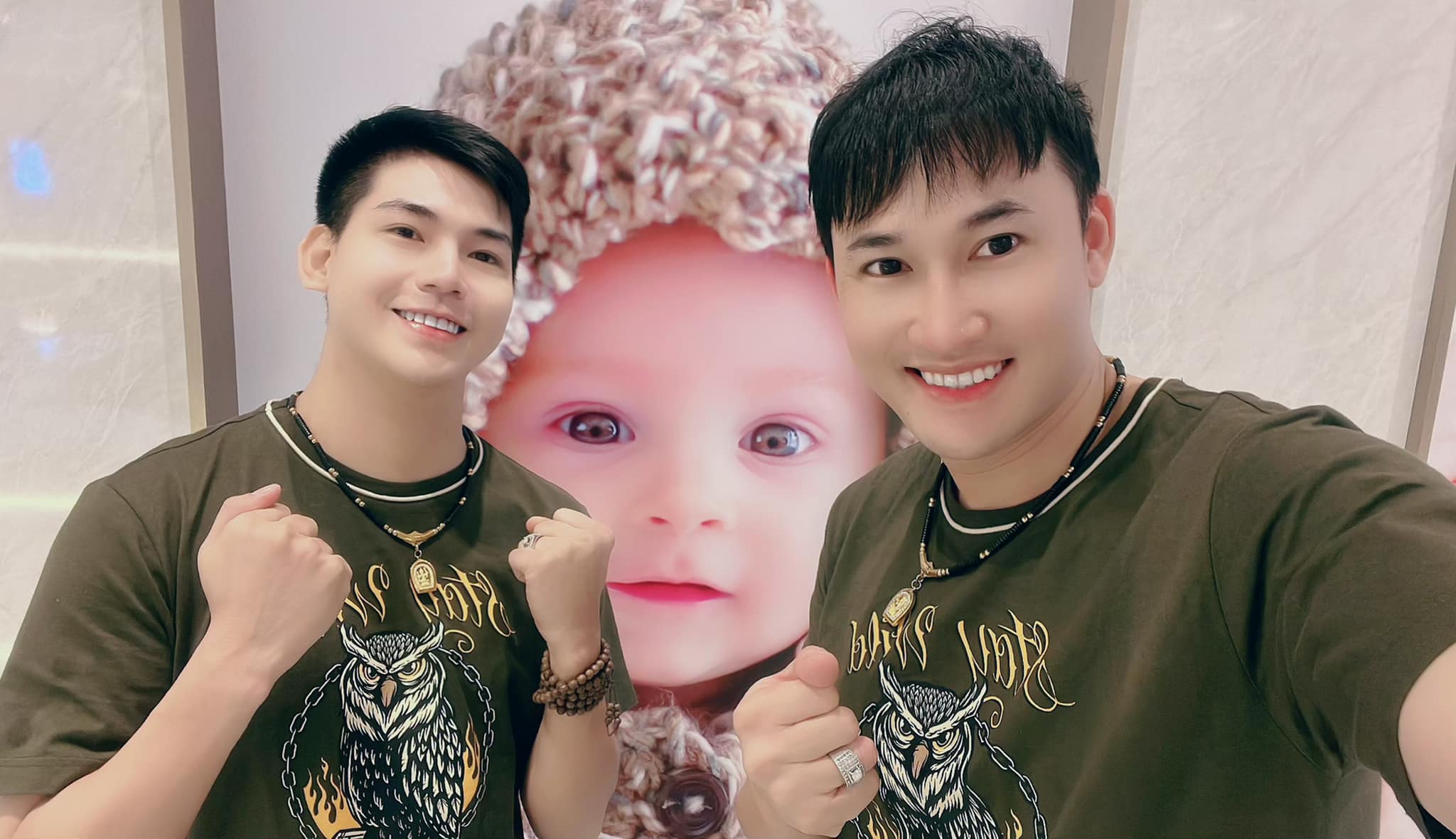 Diễn viên Hà Trí Quang làm lễ tân hôn online với bạn trai - 3