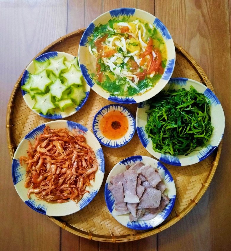 Mẹ đảm khoe cơm bữa nào cũng 3-4 món cực ngon, nhìn những đĩa rau không khỏi &#34;giật mình&#34; - 11