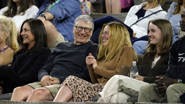 Tỷ phú Bill Gates U70 ngày càng phong độ sau khi ly hôn vợ - 1
