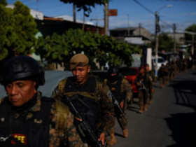 Quốc gia Trung Mỹ điều 10.000 binh sĩ và lính đặc nhiệm vây chặt "thành trì tội phạm"