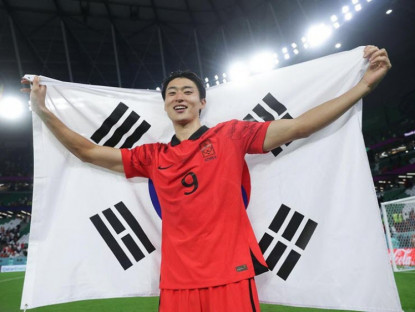 Công nghệ - Sau World Cup, lượng theo dõi Instagram “nam thần” Cho Gue-sung tăng “sốc”