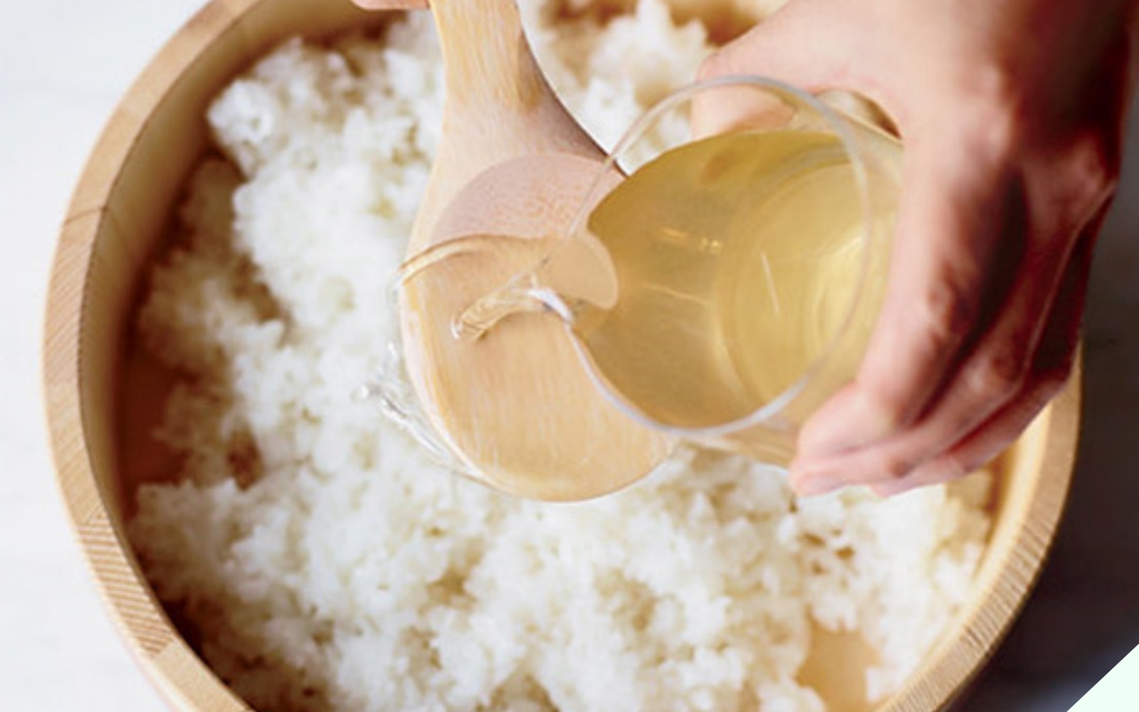 Khi nấu cơm tốt nhất đừng cho gạo trực tiếp vào nồi, làm thêm 1 bước này cơm sẽ dẻo thơm, ăn một bát không đủ - 7