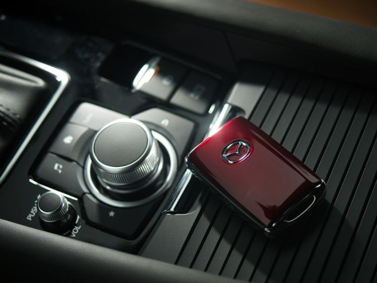 Mazda 6 có thêm phiên bản đặc biệt kỷ niệm 20 năm ra mắt - 7