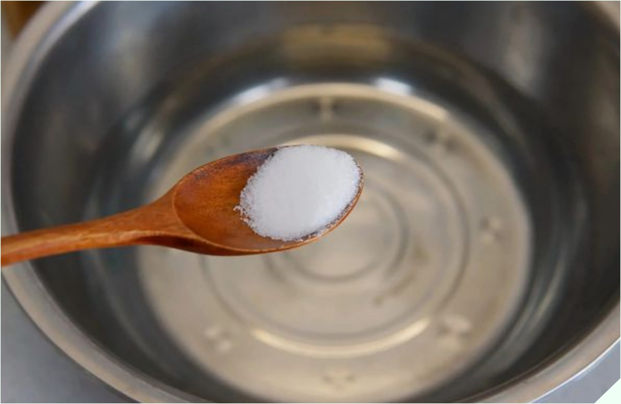 Để khử mùi hôi của thịt bò chỉ chần qua nước sôi là chưa đủ, cứ thêm 1 bước này, thịt sẽ tươi mềm, nấu kiểu gì cũng ngon - 3