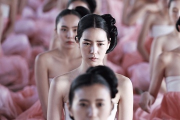&#34;Nữ hoàng cảnh nóng&#34; tát sưng mặt Song Hye Kyo trong phim mới - 3