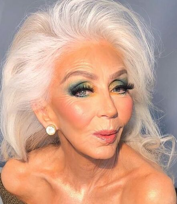 Nữ người mẫu 73 tuổi khiến đàn em thua xa về phong thái và sự tự tin - 3